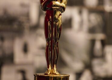 Oscary 2024: “Oppenheimer” dominuje wśród laureatów