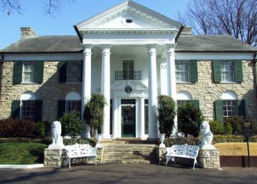 Sąd w Tennessee wstrzymuje sprzedaż Graceland