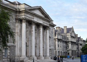 Trinity College Dublin wycofuje karę finansową