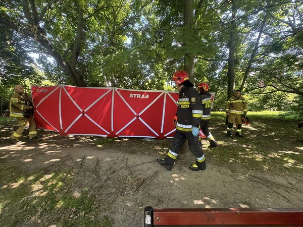 Tragedia w Parku Szczęśliwickim: w stawie znaleziono ciało 30-letniej kobiety