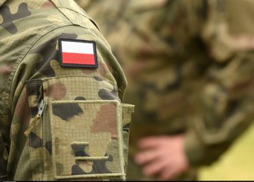 Afera korupcyjna w Wojsku Polskim: CBA i Żandarmeria Wojskowa zatrzymują trzech mężczyzn