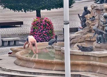 Niecodzienna kąpiel w fontannie.  Mężczyzna ukarany za wybryk w centrum Gorzowa