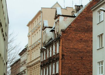 Wrocław chce wyremontować 100 budynków komunalnych do 2029 roku