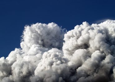 Pożar w zakładzie chemicznym w Georgii. Gigantyczne kłęby dymu nad miastem